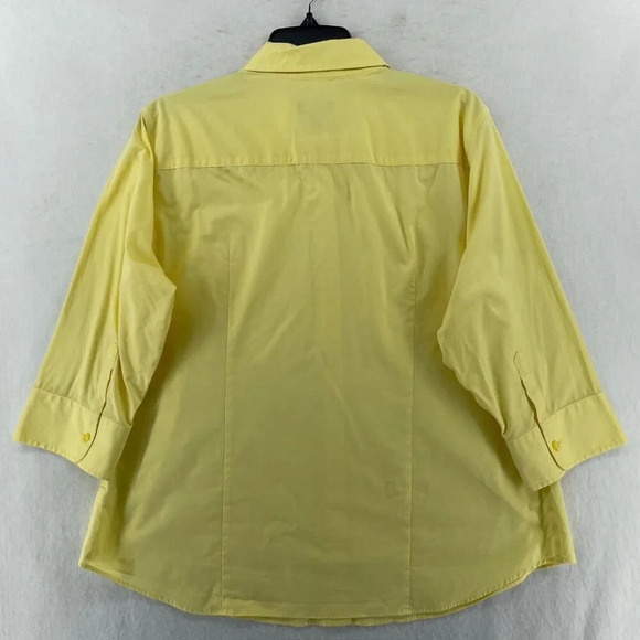 Kirkland Shirt Women's Sz XL Yellow Button-Up Collared 3/4 Sleeves Curved Hem - Picture 2 of 11